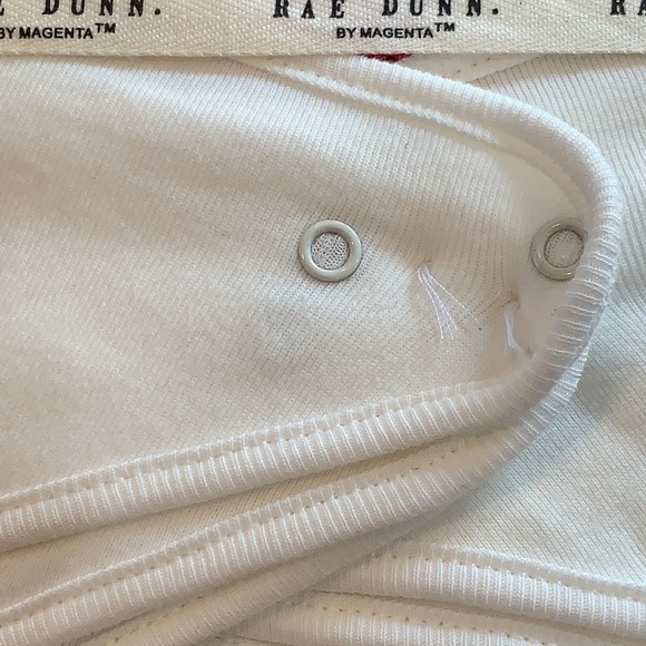 New Rae Dunn set of 3 Baby Bibs - Picture 4 of 11